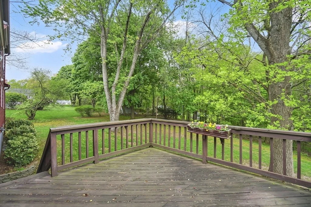 Photo of 6 Garden Ln