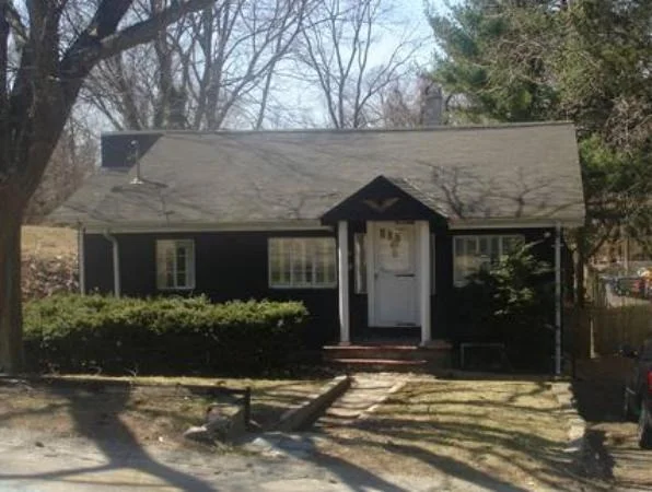 Photo of 188 Wompatuck Road