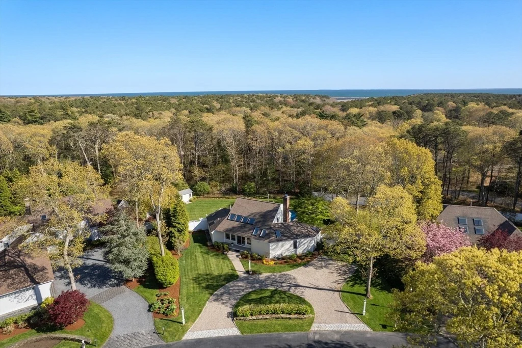Photo of 26 Driftwood Cir