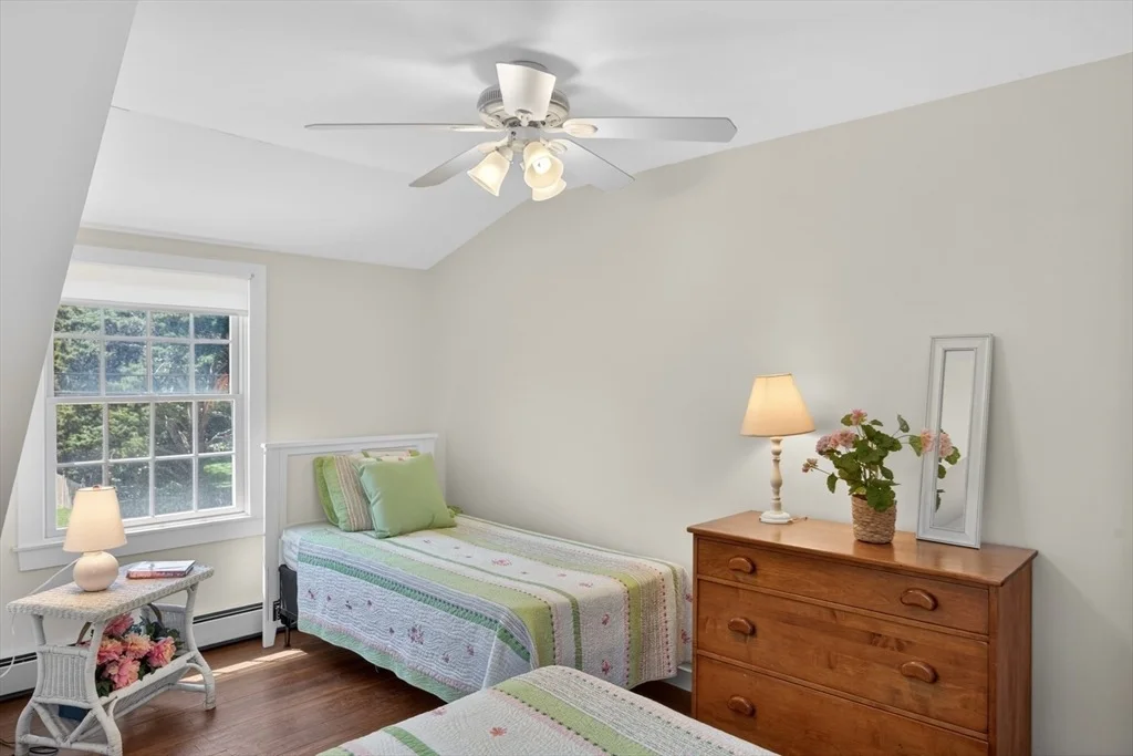 Photo of 52 Circuit Ave