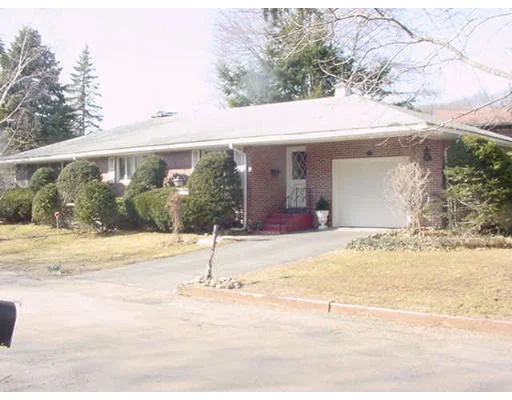 Photo of 2 Vlontis Ave.