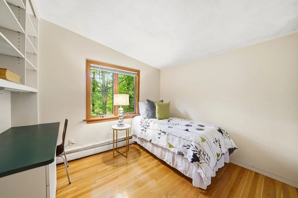 Photo of 6 Angier Rd