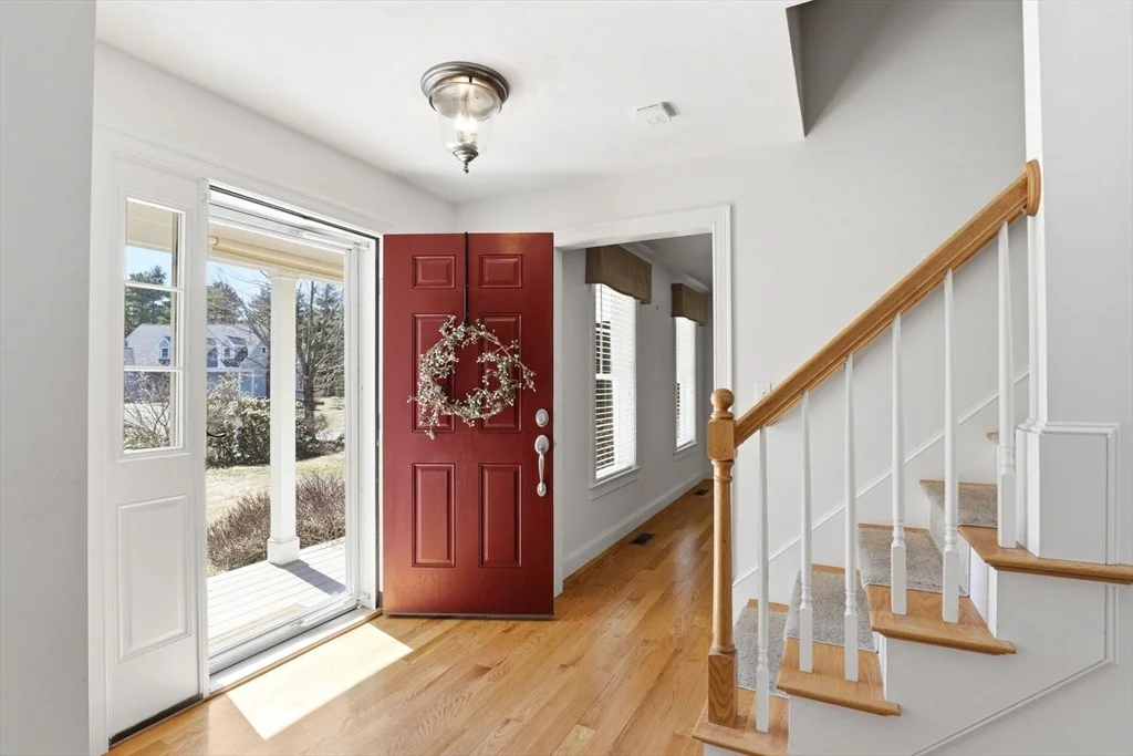 Photo of 8 Winterberry Ln