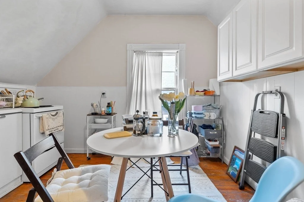 Photo of 16 Central St