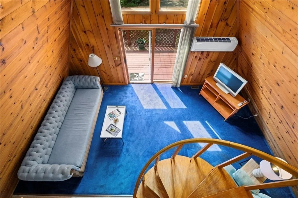 Photo of 245 Sutton Rd