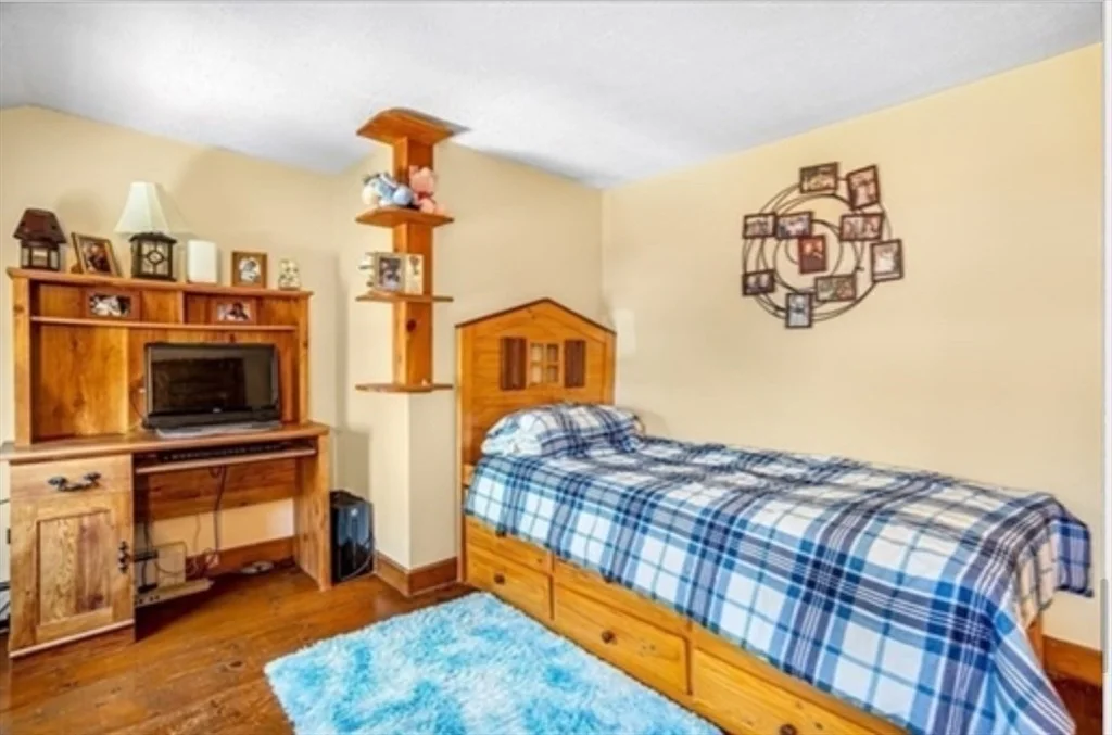 Photo of 68 Corey Hill Rd