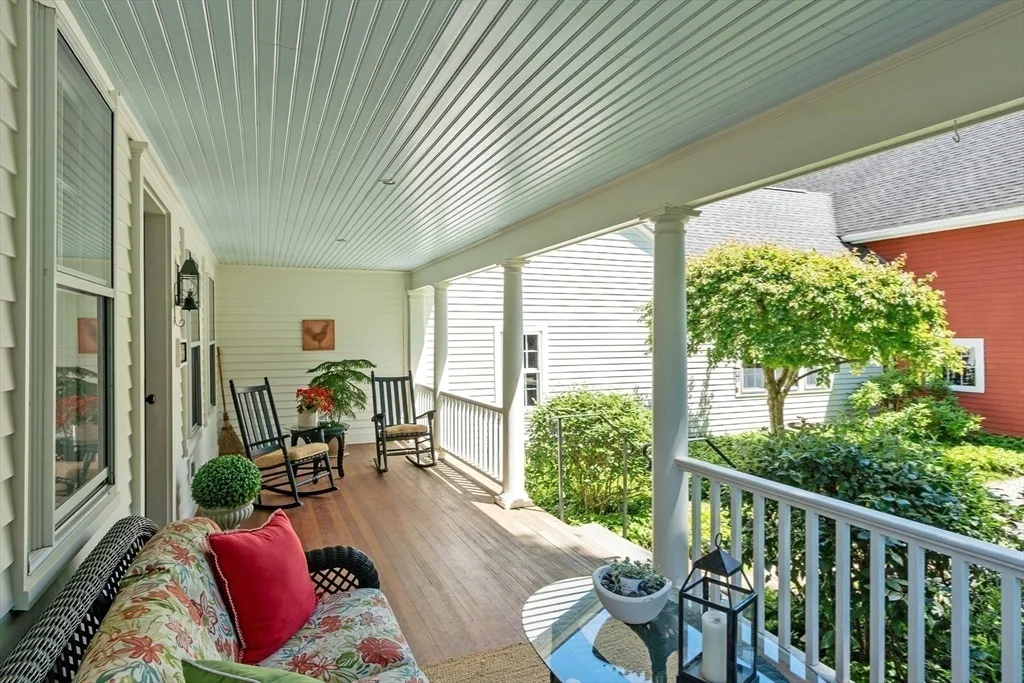 Photo of 827 Hill Rd