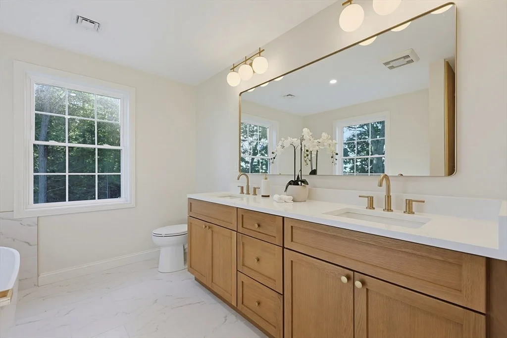Photo of 27 Woodside Rd