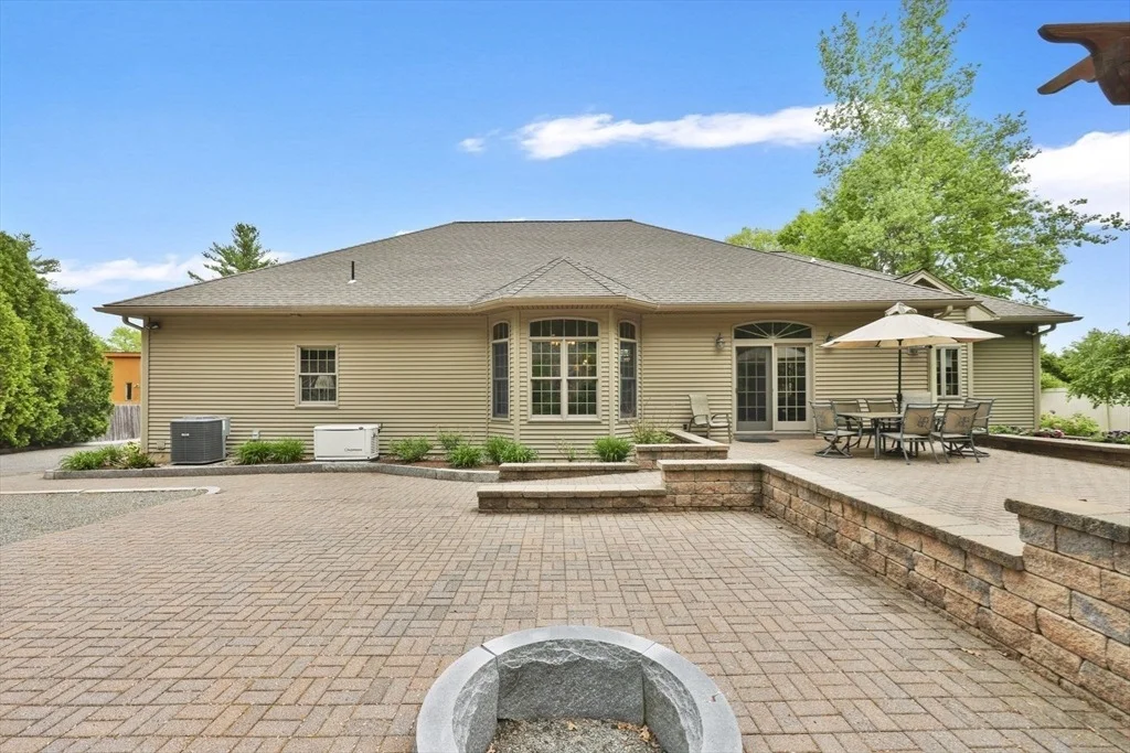 Photo of 357 Westerly Cir