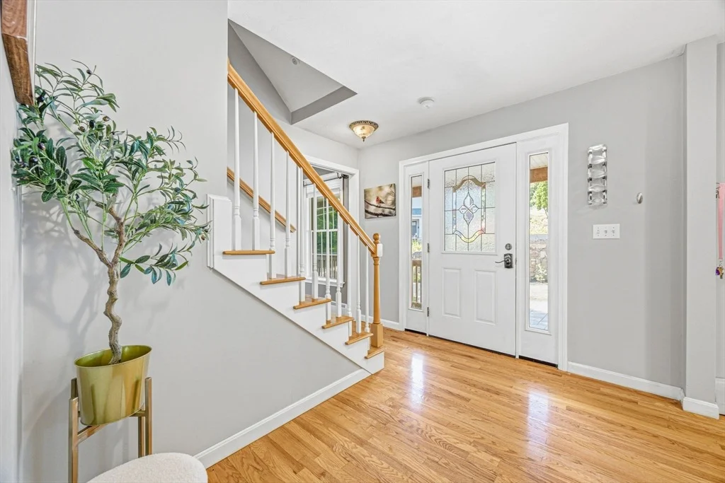 Photo of 77 Thayer Rd