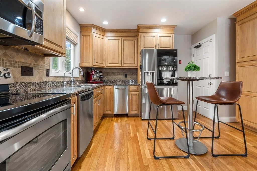 Photo of 2 Winmere Ave