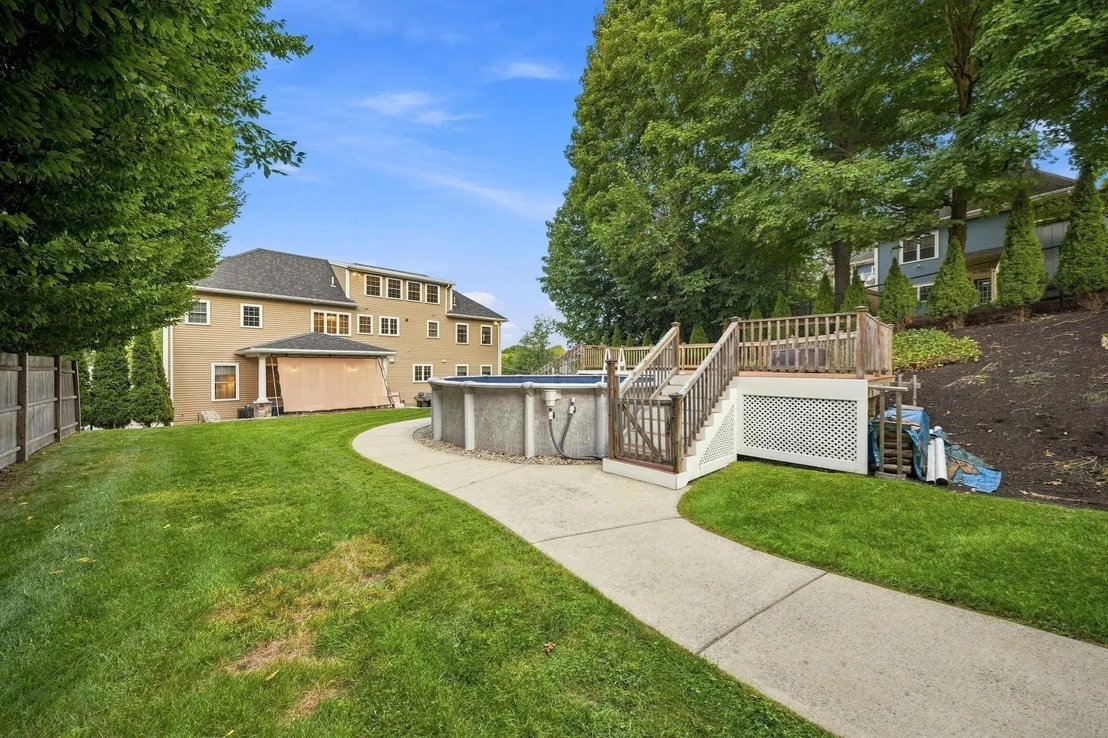 Photo of 5 Dell Ave