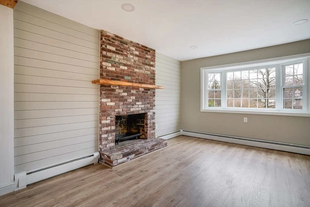 Photo of 24 Pleasant Circle