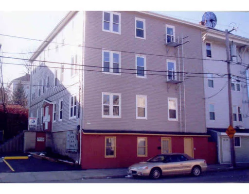 Photo of Unit 5 at 177 Nashua Street