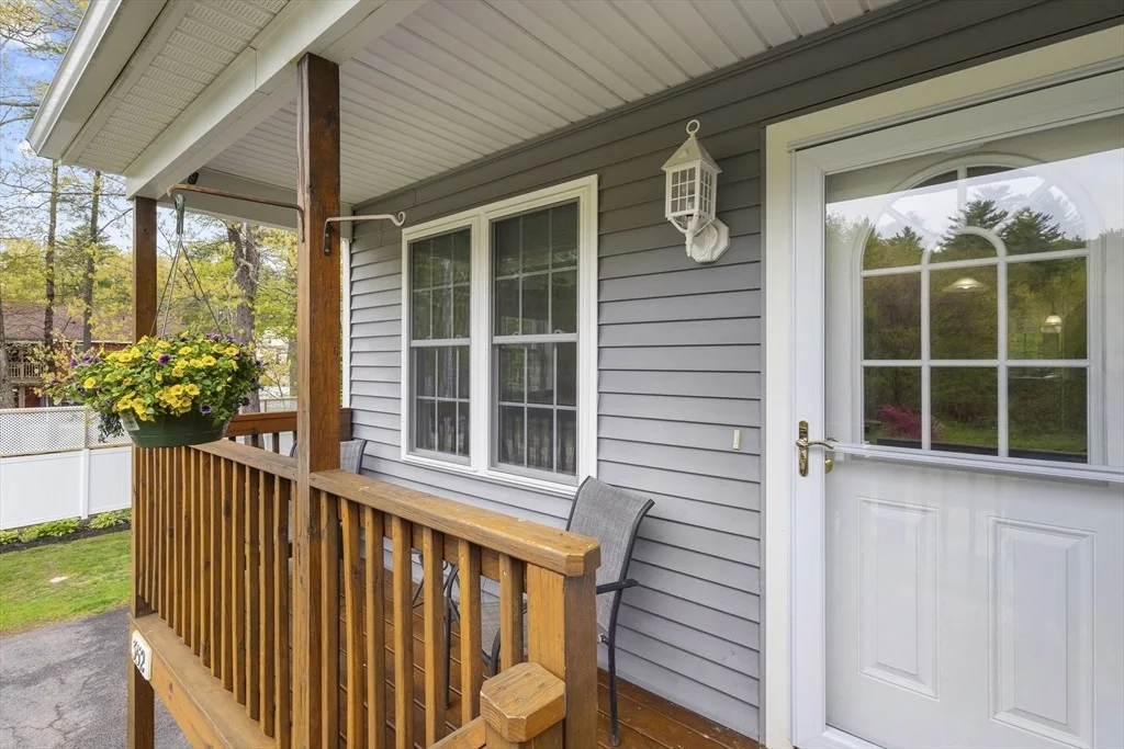 Photo of 352 Durfee St