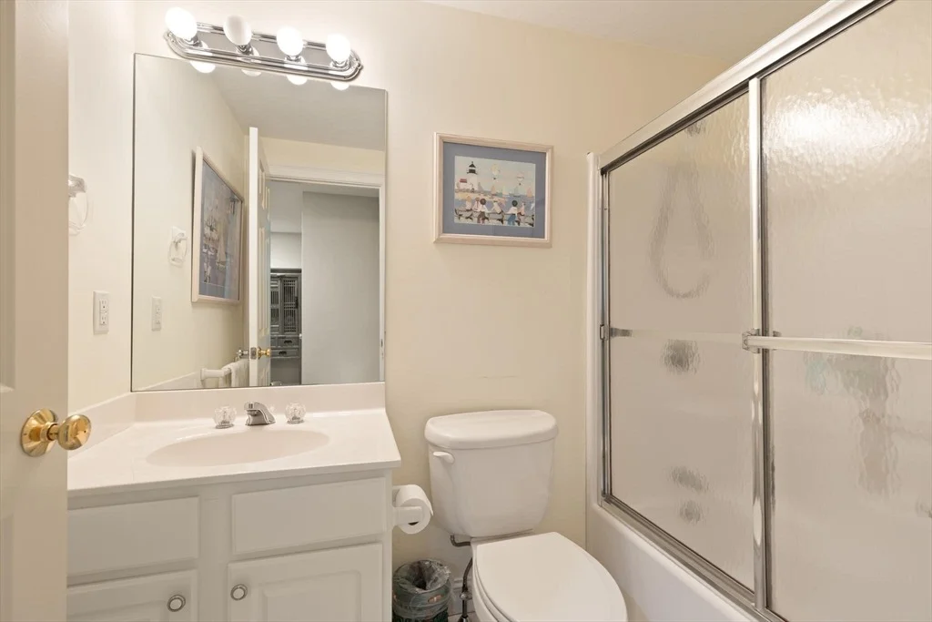 Photo of 54 Greensward Circle