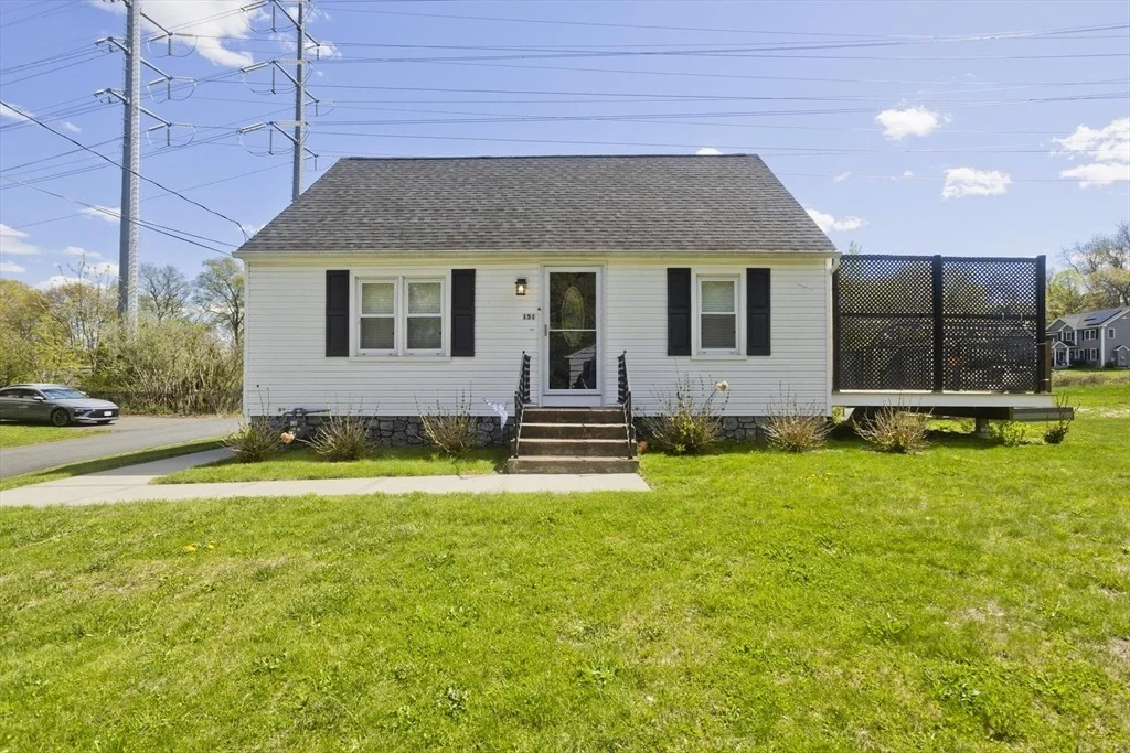 Photo of 151 Labelle St