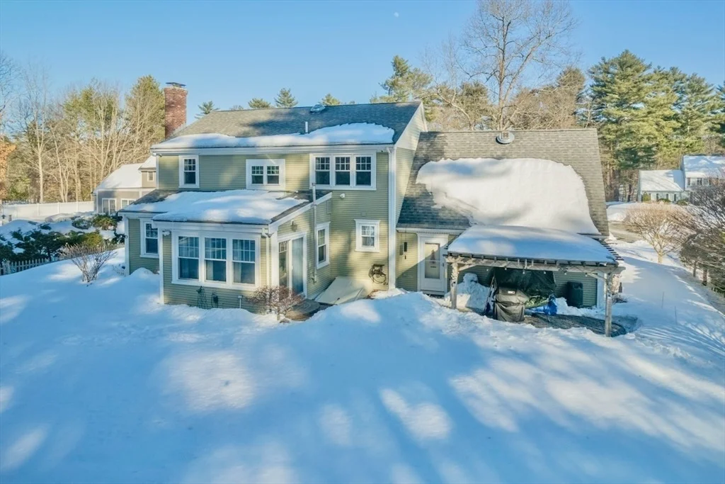Photo of 17 Ice Pond Drive