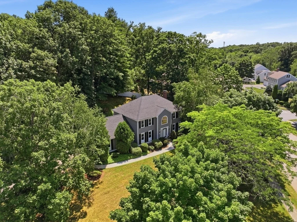 Photo of 41 Lamplighter Dr