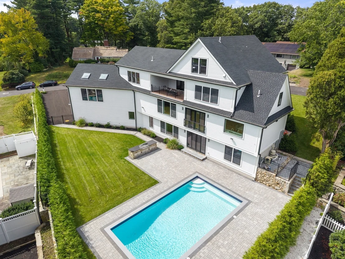 Photo of 55 Crestview Rd