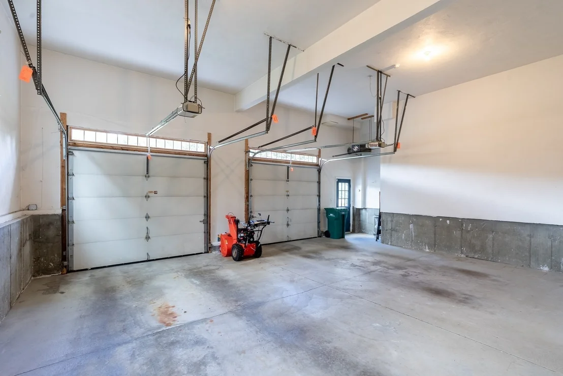 Photo of 16 Ridgeview Lane