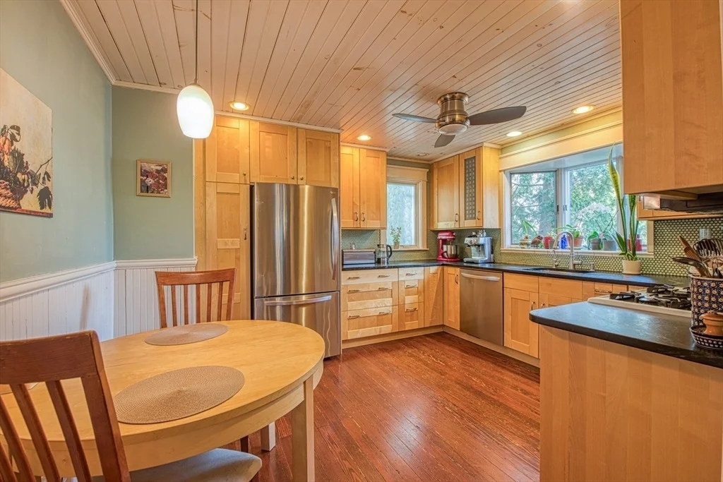 Photo of 69 Maple St