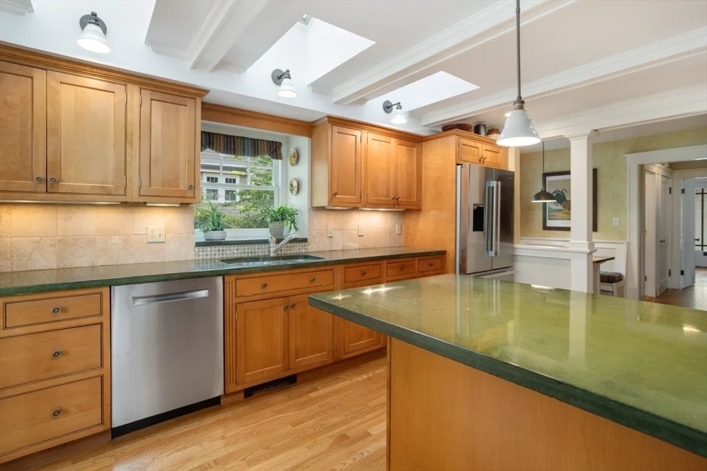 Photo of 90 Summer Avenue