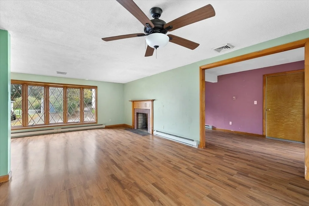 Photo of 2 Dustin St