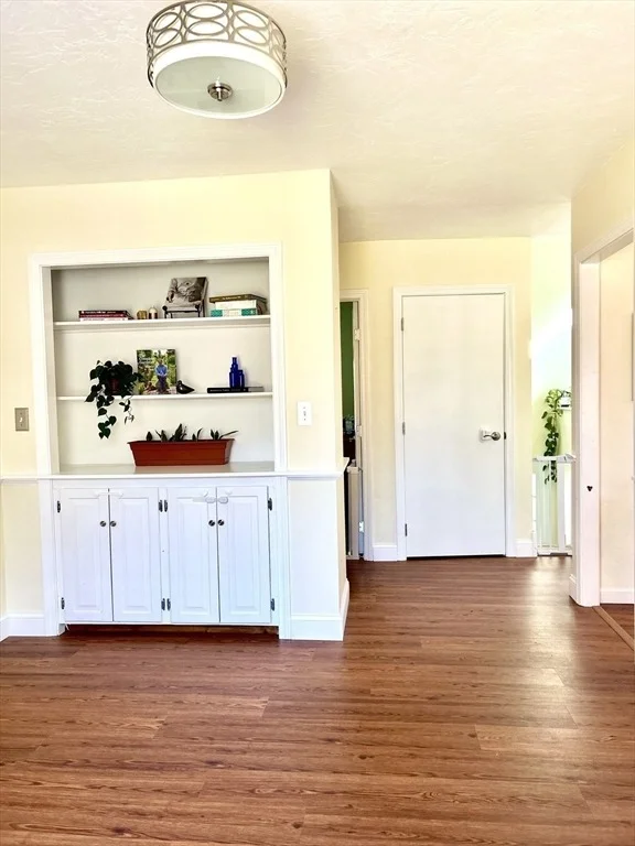 Photo of 18 Heather Cir