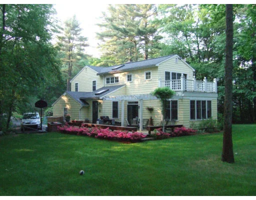 Photo of 35 Whippoorwill Lane