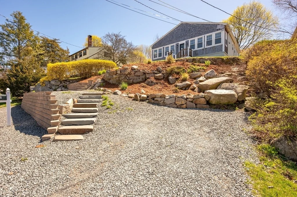 Photo of 27 Gee Avenue