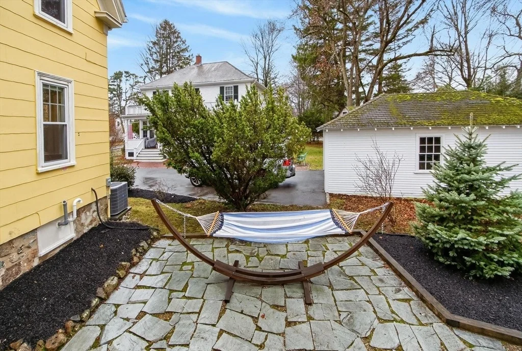 Photo of 52 Maple St