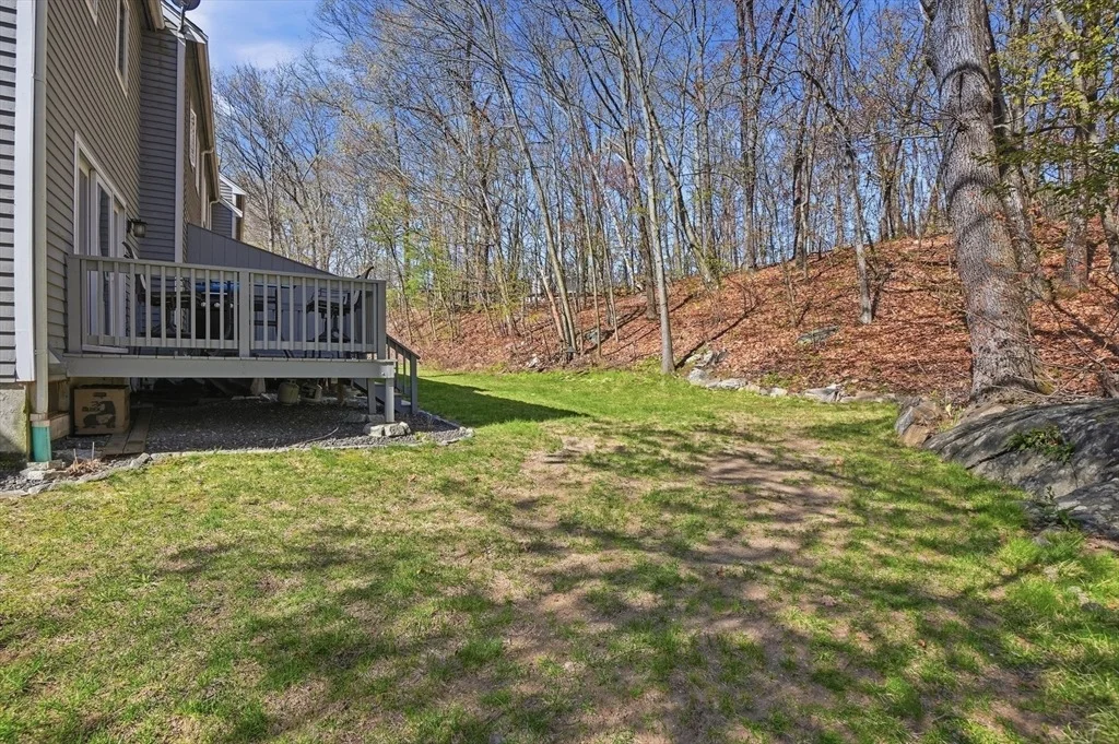 Photo of Unit 701 at 31 Blithewood Avenue