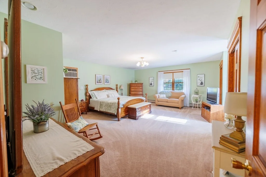 Photo of 621 Woods Road