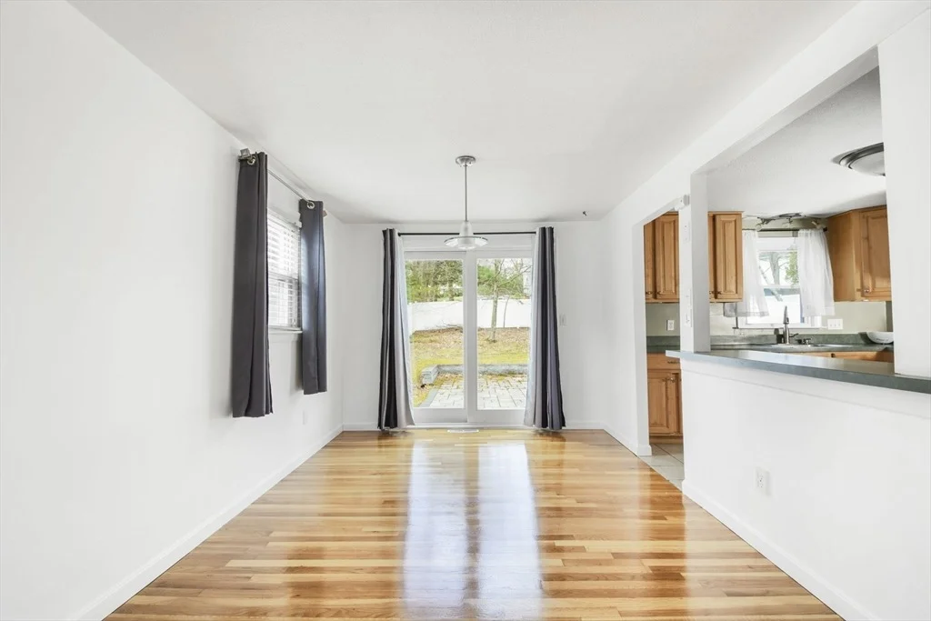 Photo of 52 Venus Dr