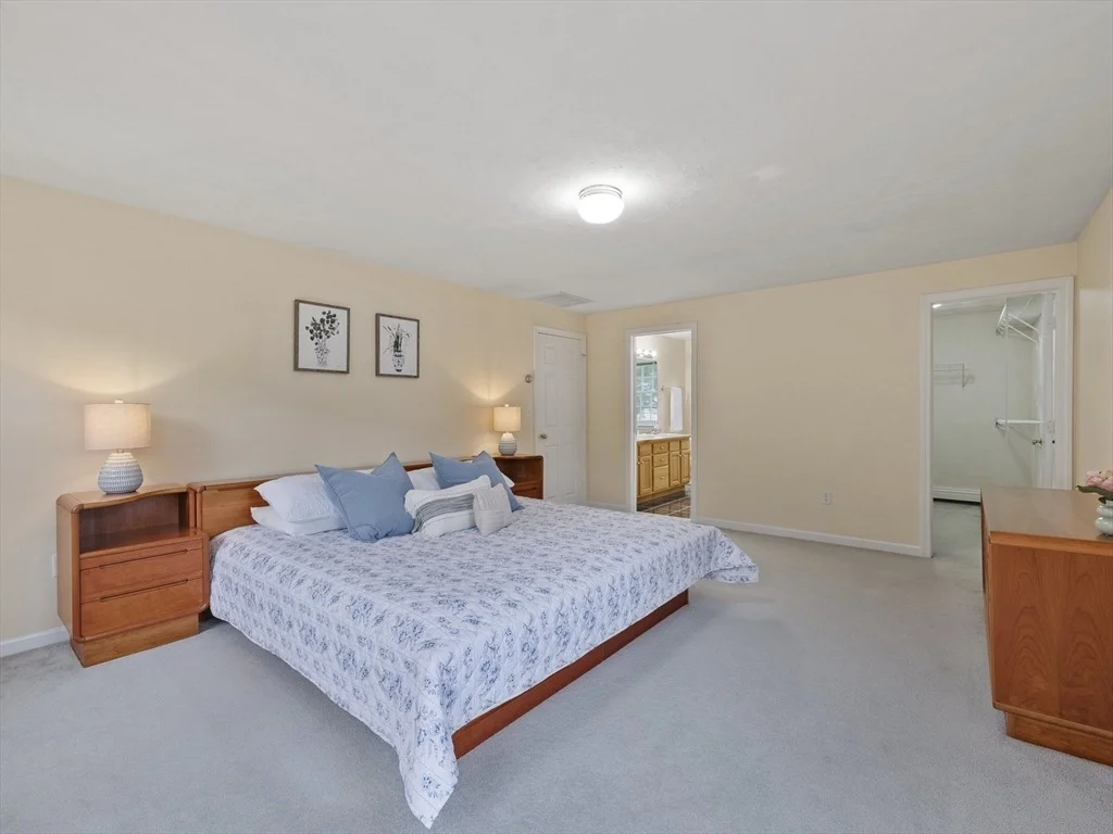 Photo of 48 Lexington Drive