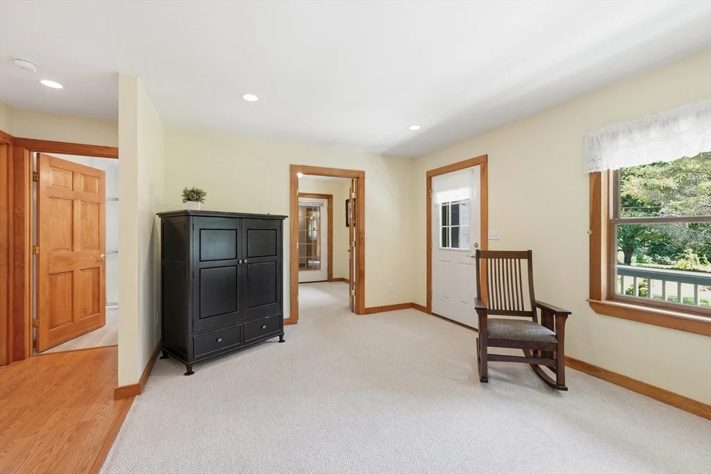 Photo of 15 Thompson Rd