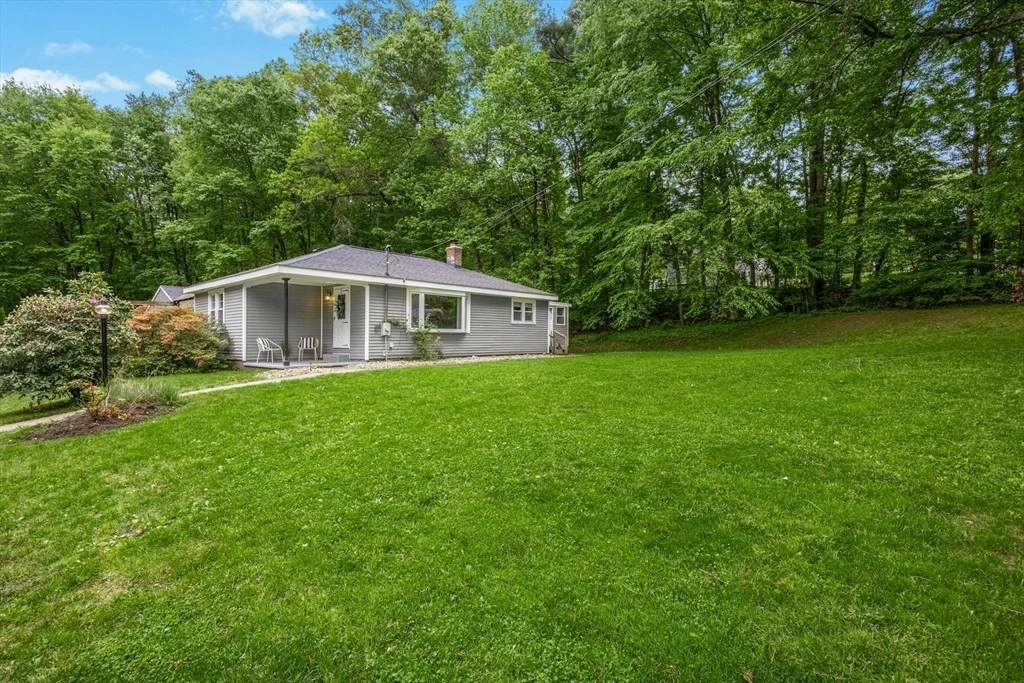 Photo of 15 Dodge Hill Rd