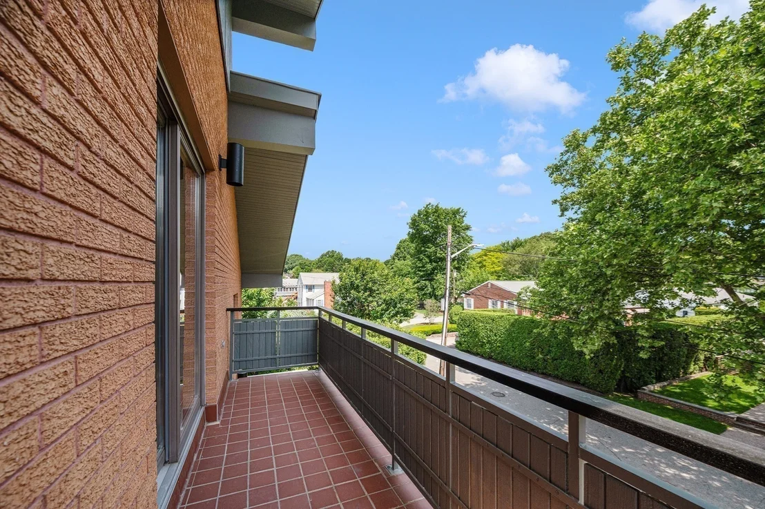 Photo of 14 Maxcy Dr