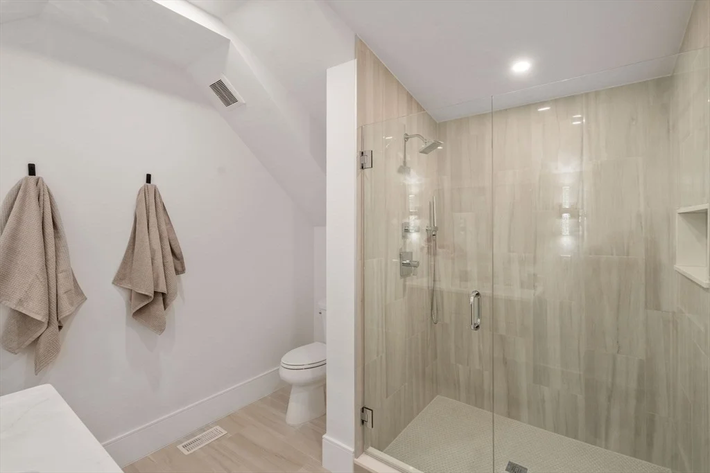 Photo of 265 Weston Rd