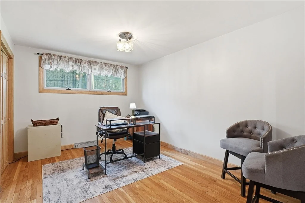 Photo of 8 Searle St
