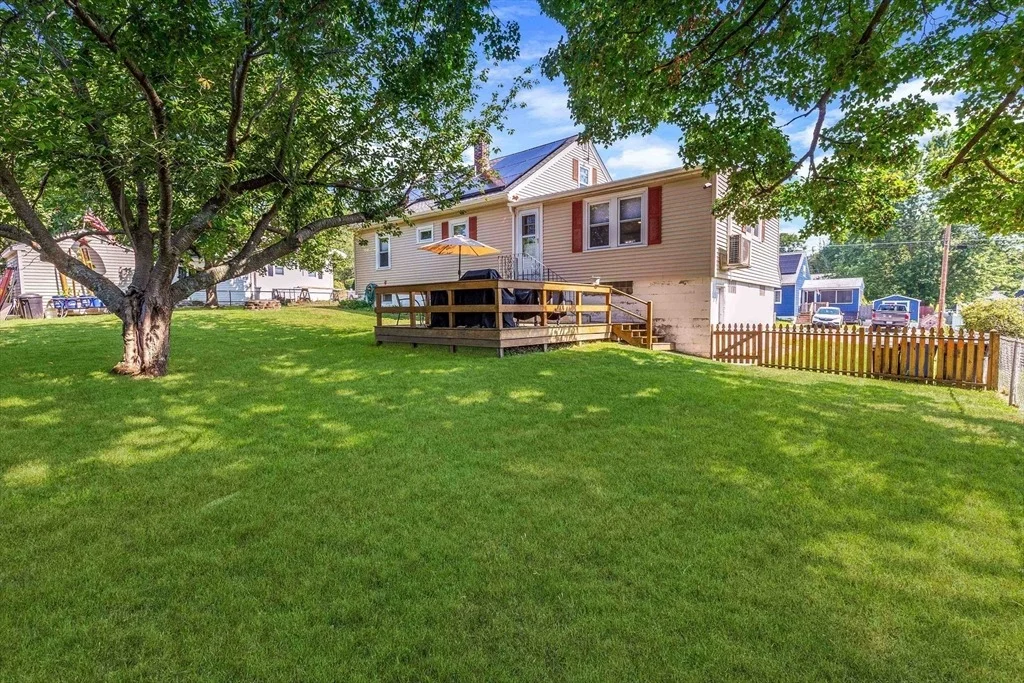 Photo of 48 Long Pond Dr