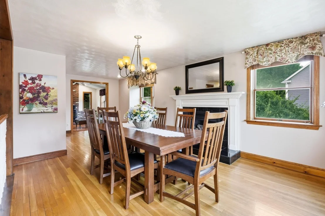Photo of 4 Orchard Dr