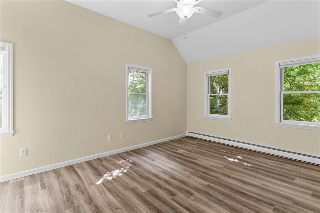 Photo of 12 Easter Brook Rd