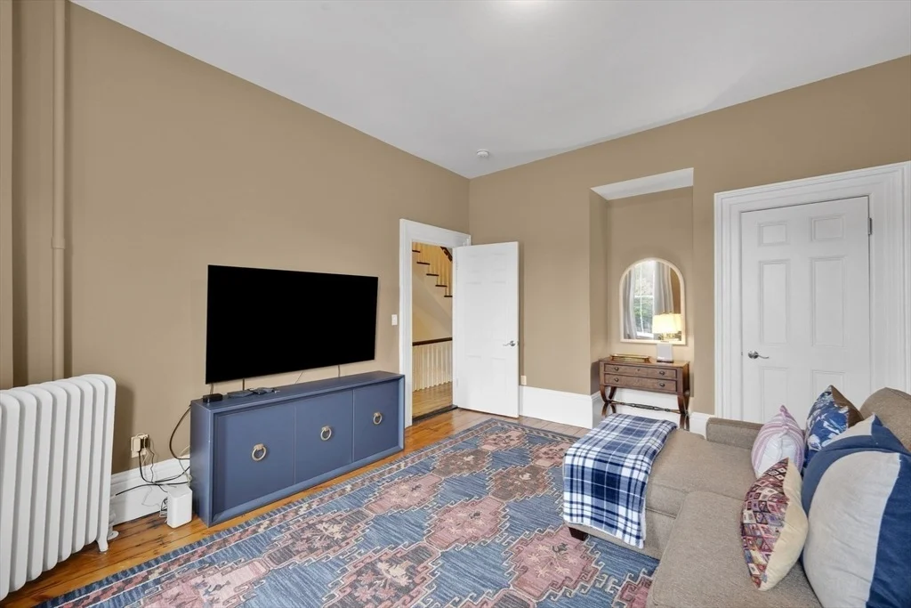 Photo of 27 Mattoon Street