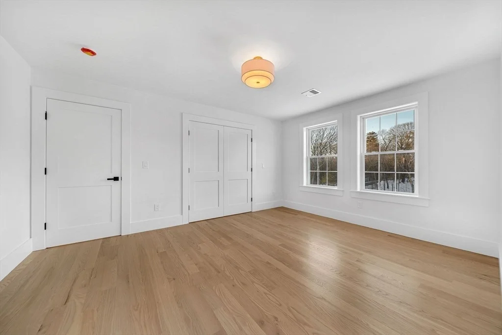 Photo of 39 Sanders Lane