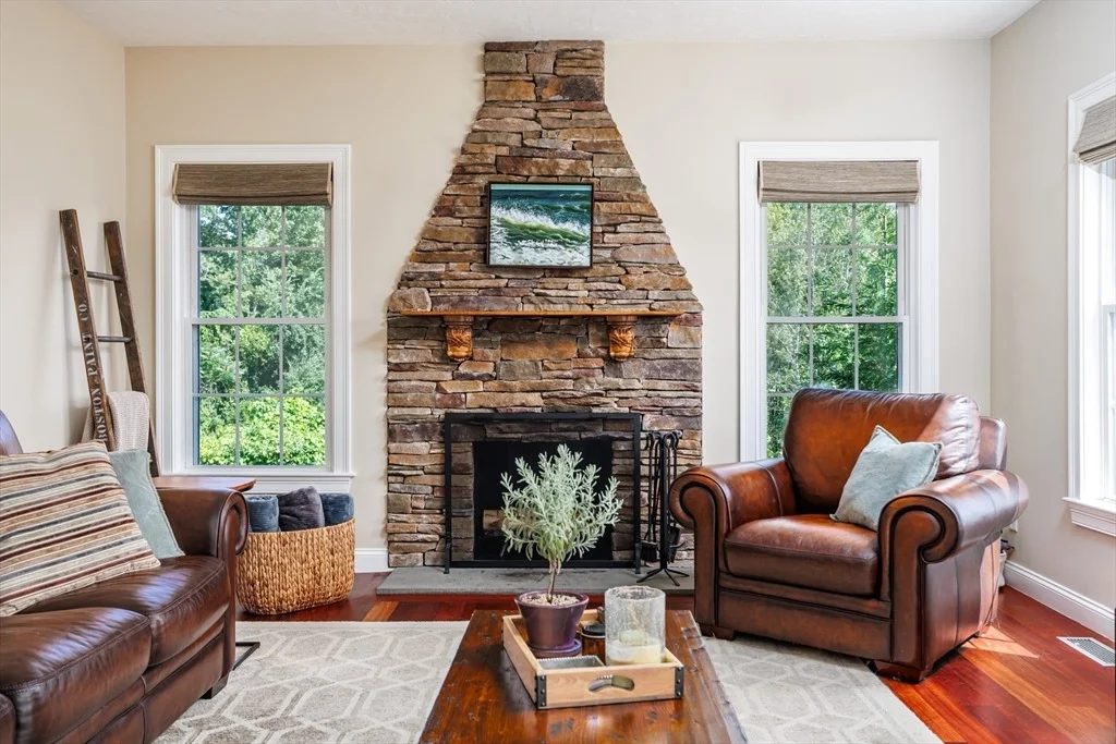Photo of 710 George Hill Rd