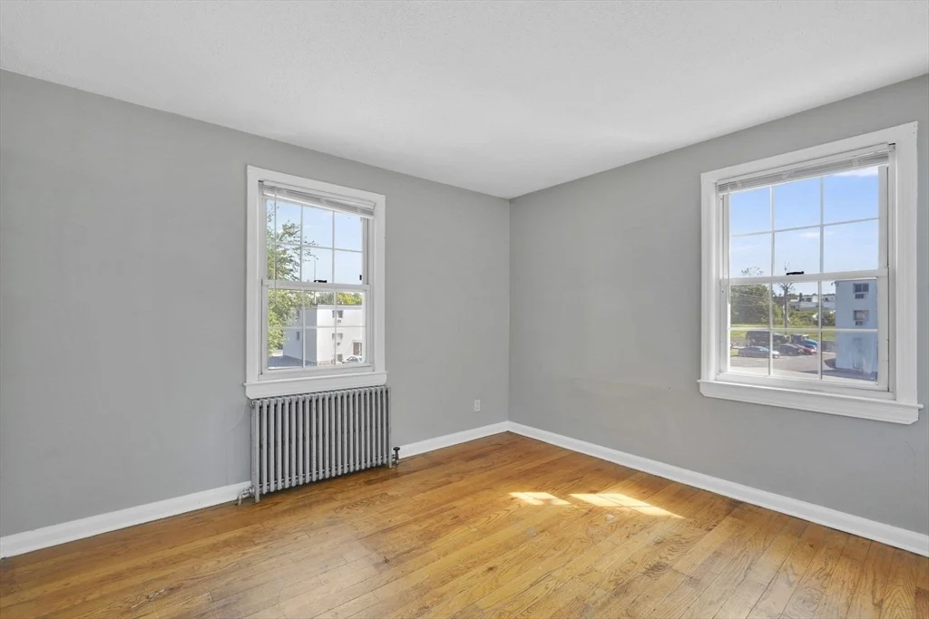 Photo of Unit 2A at 524 Cold Spring Ave
