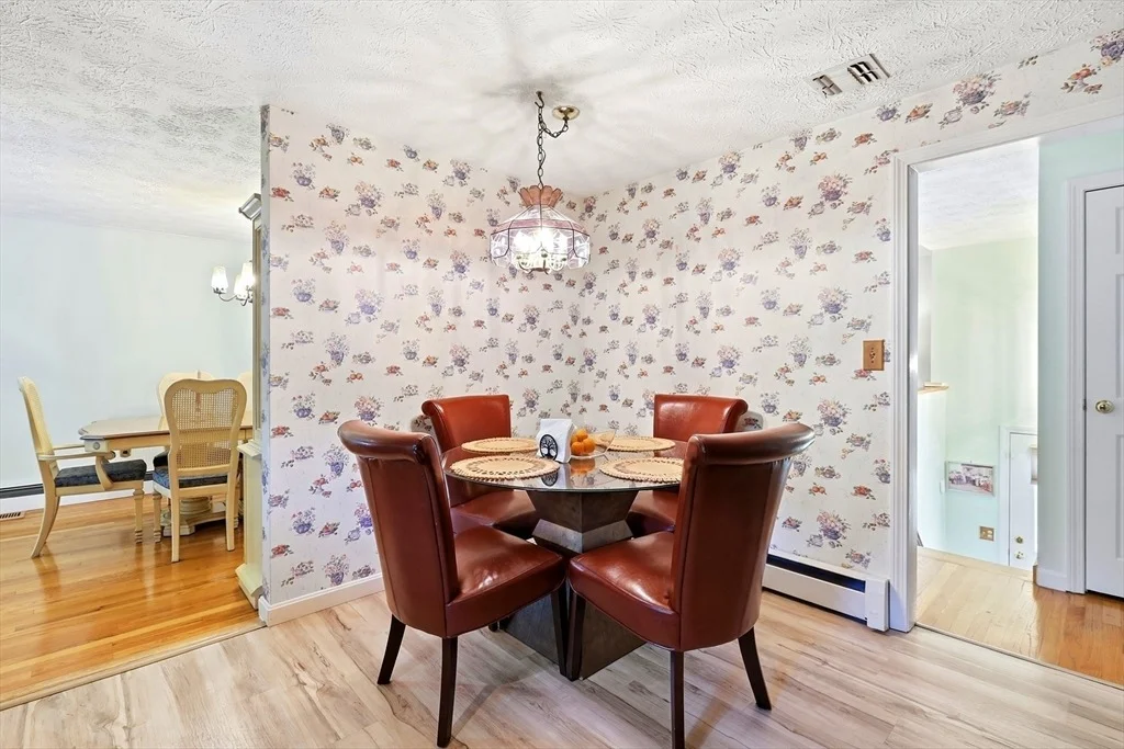 Photo of 359 Howe Street