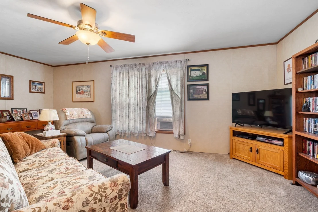 Photo of 12 Tamarack Pl